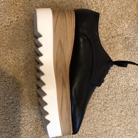 Platform Shoes - Picture 3 of 4